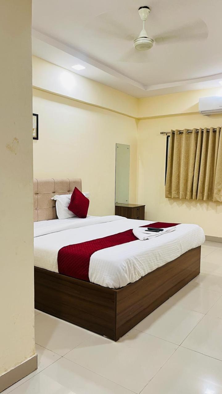 Hotel Embassy 5*